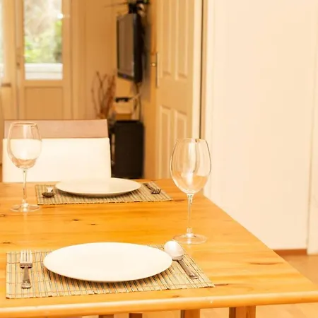 Couple's Getaway With Private Balcony In Uskudar アパート