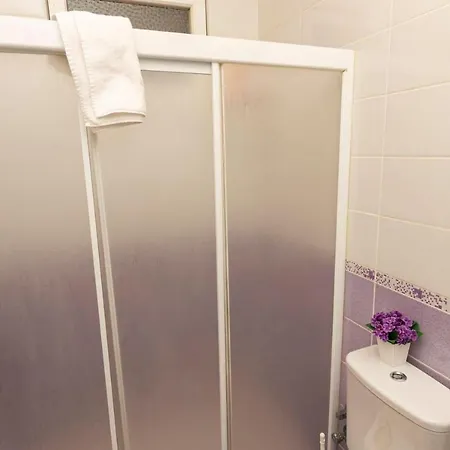 アパート Couple's Getaway With Private Balcony In Uskudar